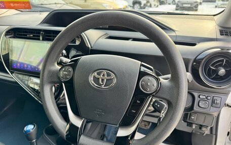 Toyota Aqua I, 2018 год, 1 289 000 рублей, 13 фотография