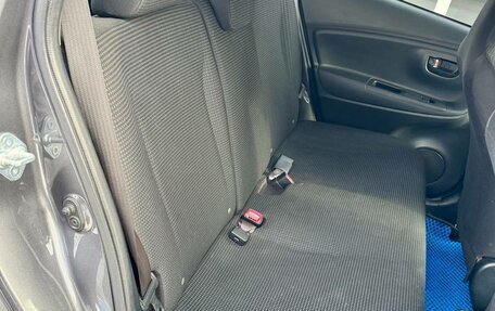 Toyota Vitz, 2017 год, 1 099 000 рублей, 20 фотография