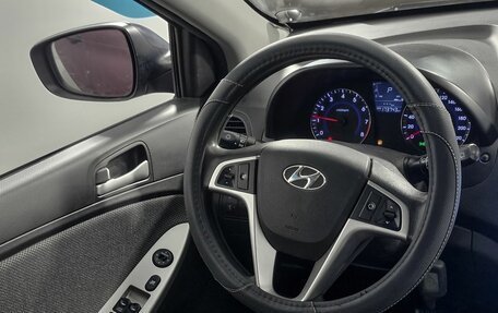 Hyundai Solaris II рестайлинг, 2013 год, 719 000 рублей, 17 фотография