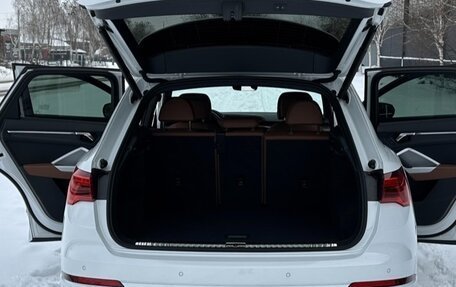 Audi Q3, 2021 год, 2 500 000 рублей, 5 фотография