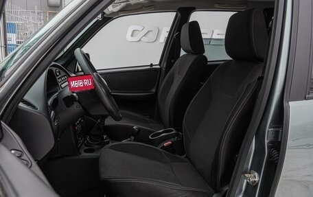 Chevrolet Niva I рестайлинг, 2018 год, 969 000 рублей, 10 фотография