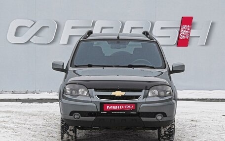 Chevrolet Niva I рестайлинг, 2018 год, 969 000 рублей, 3 фотография