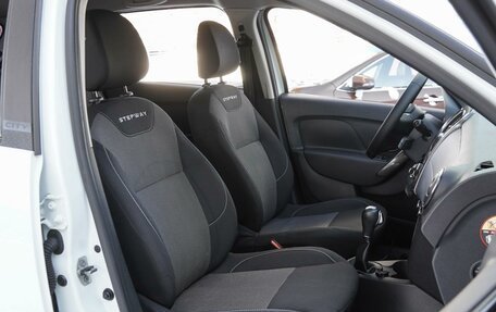 Renault Sandero II рестайлинг, 2019 год, 1 270 000 рублей, 8 фотография