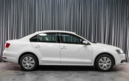 Volkswagen Jetta VI, 2013 год, 828 070 рублей, 5 фотография