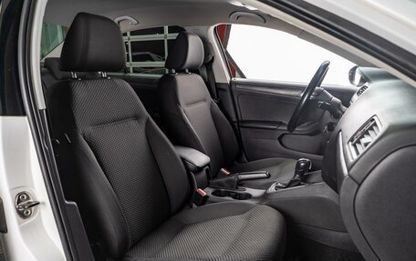 Volkswagen Jetta VI, 2013 год, 828 070 рублей, 8 фотография