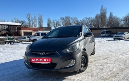 Hyundai Solaris II рестайлинг, 2012 год, 710 000 рублей, 4 фотография