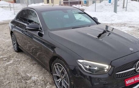 Mercedes-Benz E-Класс, 2021 год, 4 142 880 рублей, 2 фотография