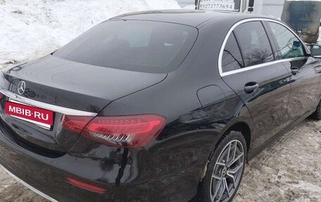 Mercedes-Benz E-Класс, 2021 год, 4 142 880 рублей, 3 фотография