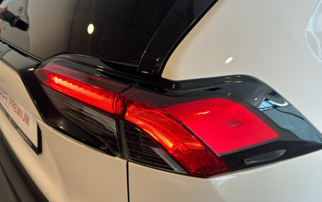 Toyota RAV4, 2021 год, 3 250 000 рублей, 8 фотография