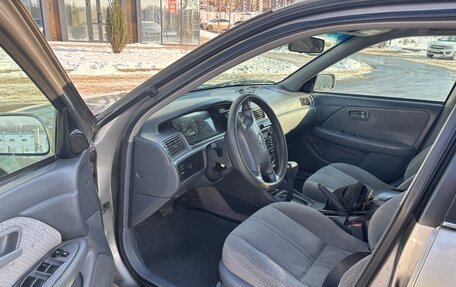 Toyota Camry, 2001 год, 650 000 рублей, 9 фотография