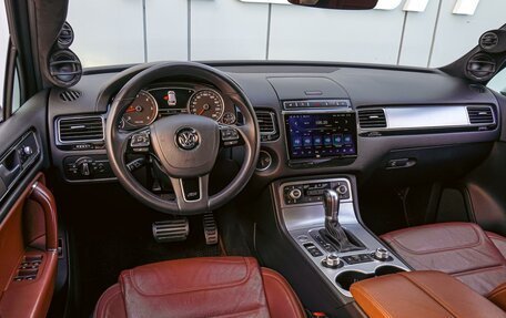 Volkswagen Touareg III, 2016 год, 3 040 000 рублей, 6 фотография