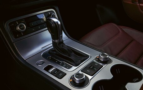 Volkswagen Touareg III, 2016 год, 3 040 000 рублей, 12 фотография