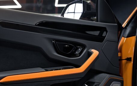 Lamborghini Urus I, 2025 год, 42 000 000 рублей, 13 фотография