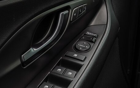 Hyundai i30 III, 2020 год, 2 470 000 рублей, 21 фотография