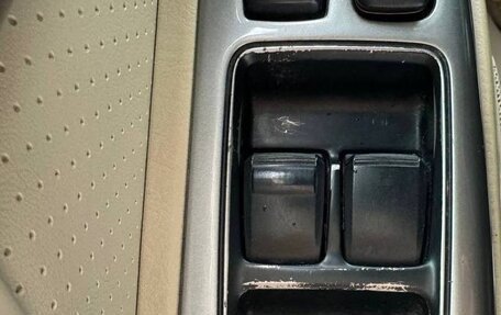 Toyota Land Cruiser Prado 120 рестайлинг, 2007 год, 2 700 000 рублей, 11 фотография