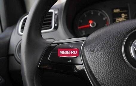 Volkswagen Polo VI (EU Market), 2017 год, 830 000 рублей, 15 фотография