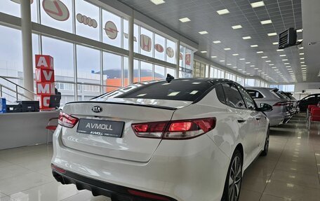 KIA Optima IV, 2016 год, 1 889 000 рублей, 10 фотография