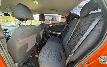 Hyundai Solaris II рестайлинг, 2015 год, 690 000 рублей, 4 фотография