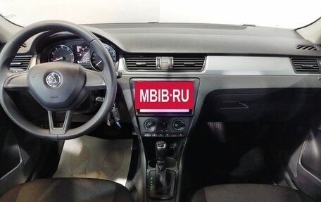 Skoda Rapid I, 2017 год, 1 350 000 рублей, 15 фотография