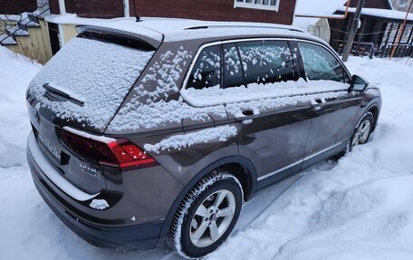 Volkswagen Tiguan II, 2017 год, 2 650 000 рублей, 8 фотография