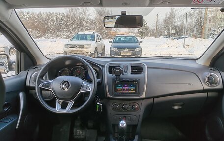 Renault Sandero II рестайлинг, 2018 год, 1 000 060 рублей, 18 фотография