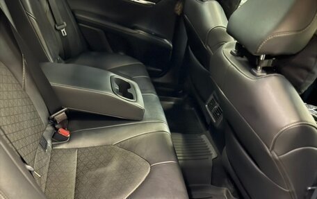 Toyota Camry, 2019 год, 2 950 000 рублей, 26 фотография