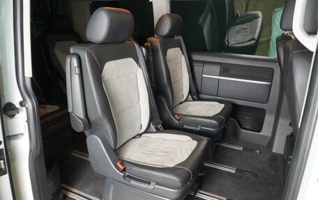 Volkswagen Multivan T6 рестайлинг, 2019 год, 4 099 000 рублей, 7 фотография