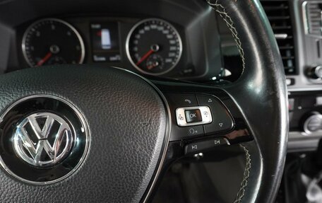 Volkswagen Multivan T6 рестайлинг, 2019 год, 4 099 000 рублей, 22 фотография