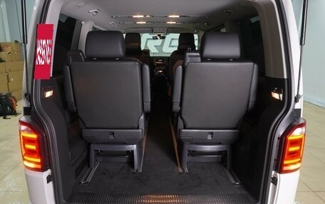 Volkswagen Multivan T6 рестайлинг, 2019 год, 4 099 000 рублей, 23 фотография