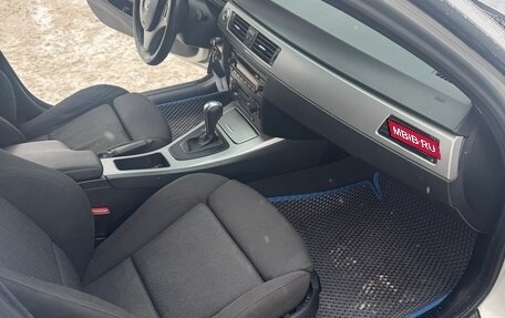 BMW 3 серия, 2005 год, 820 000 рублей, 13 фотография