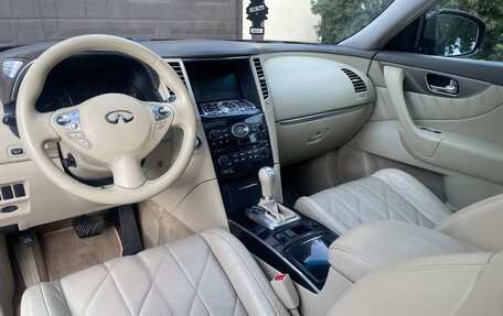 Infiniti FX II, 2008 год, 1 450 000 рублей, 11 фотография