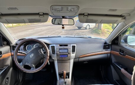 Hyundai Sonata VI, 2010 год, 650 000 рублей, 4 фотография