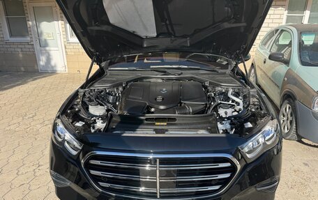 Mercedes-Benz E-Класс, 2024 год, 6 200 000 рублей, 9 фотография