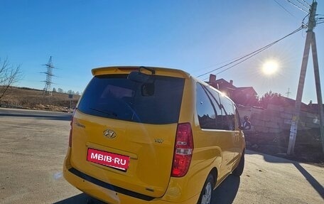 Hyundai Grand Starex Grand Starex I рестайлинг 2, 2017 год, 3 890 000 рублей, 5 фотография