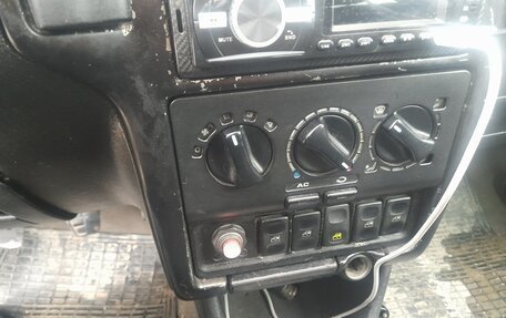 Volkswagen Polo III рестайлинг, 1996 год, 170 000 рублей, 11 фотография