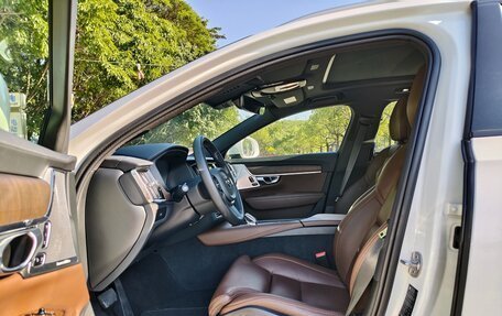 Volvo V90 Cross Country I рестайлинг, 2024 год, 6 800 000 рублей, 8 фотография