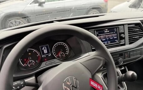 Volkswagen Transporter T6 рестайлинг, 2021 год, 1 800 000 рублей, 6 фотография