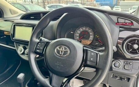 Toyota Vitz, 2019 год, 1 099 000 рублей, 13 фотография