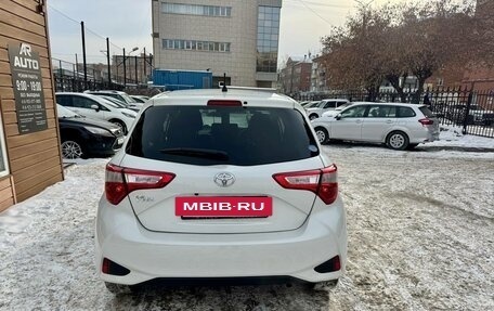 Toyota Vitz, 2019 год, 1 099 000 рублей, 8 фотография