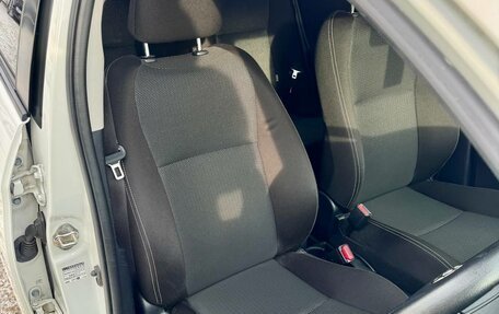 Toyota Vitz, 2019 год, 1 099 000 рублей, 18 фотография