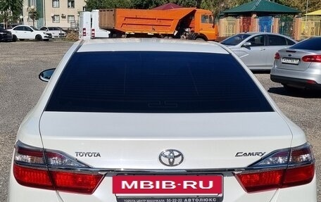 Toyota Camry, 2015 год, 1 820 000 рублей, 4 фотография