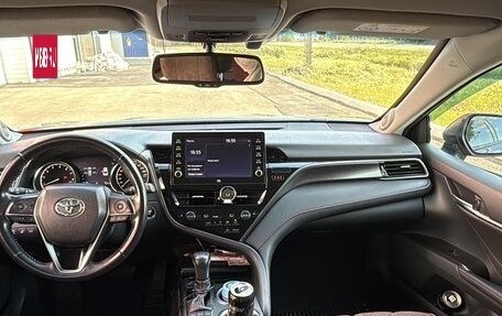 Toyota Camry, 2021 год, 3 350 000 рублей, 3 фотография