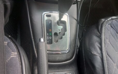 Toyota Avensis III рестайлинг, 2006 год, 850 000 рублей, 25 фотография