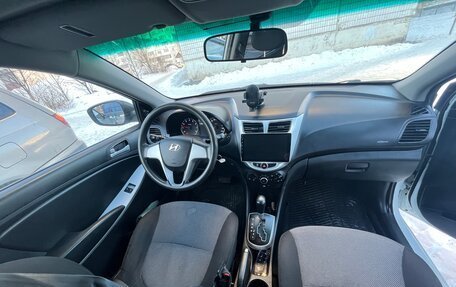 Hyundai Solaris II рестайлинг, 2013 год, 650 000 рублей, 5 фотография