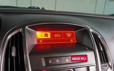 Opel Astra J, 2011 год, 699 000 рублей, 13 фотография