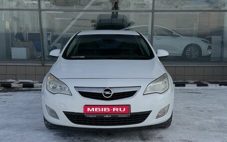 Opel Astra J, 2011 год, 699 000 рублей, 2 фотография