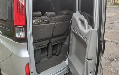 Honda Stepwgn IV, 2015 год, 1 850 000 рублей, 3 фотография