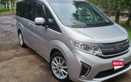 Honda Stepwgn IV, 2015 год, 1 850 000 рублей, 7 фотография