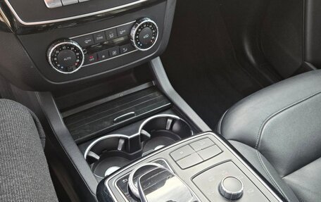 Mercedes-Benz GLE, 2015 год, 220 000 рублей, 15 фотография