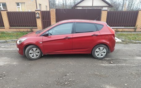 Hyundai Solaris II рестайлинг, 2016 год, 520 000 рублей, 3 фотография